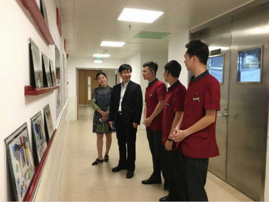 周志宏院长一行应邀参加万礼豪程教学研讨年会并看望实习学生 周志宏院长一行应邀参加万礼豪程教学研讨年会并看望实习学生