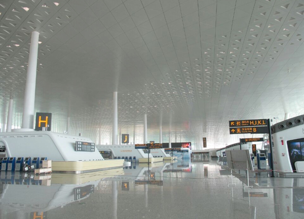8月31日凌晨6点,总面积49万平米的武汉天河国际机场t3航站楼正