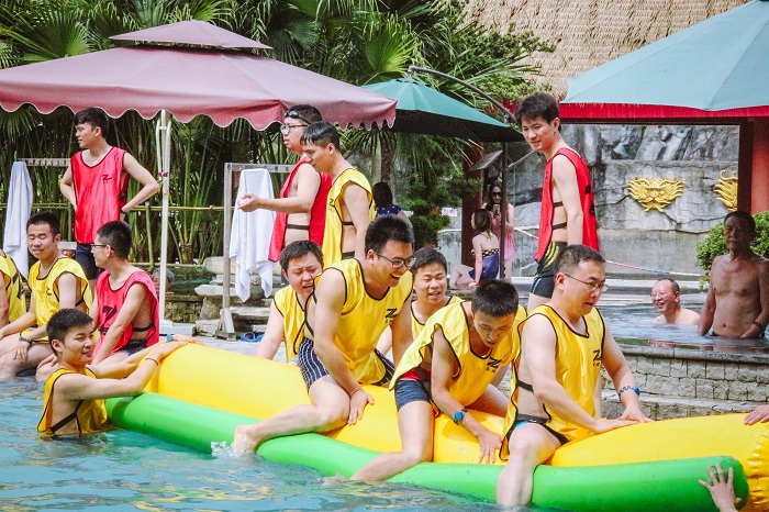 再见五四 更多精彩花絮