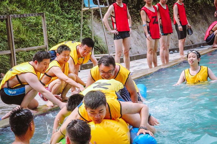 再见五四 更多精彩花絮