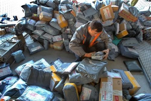 一个快递员的自述：为什么很多快递不送上门了？