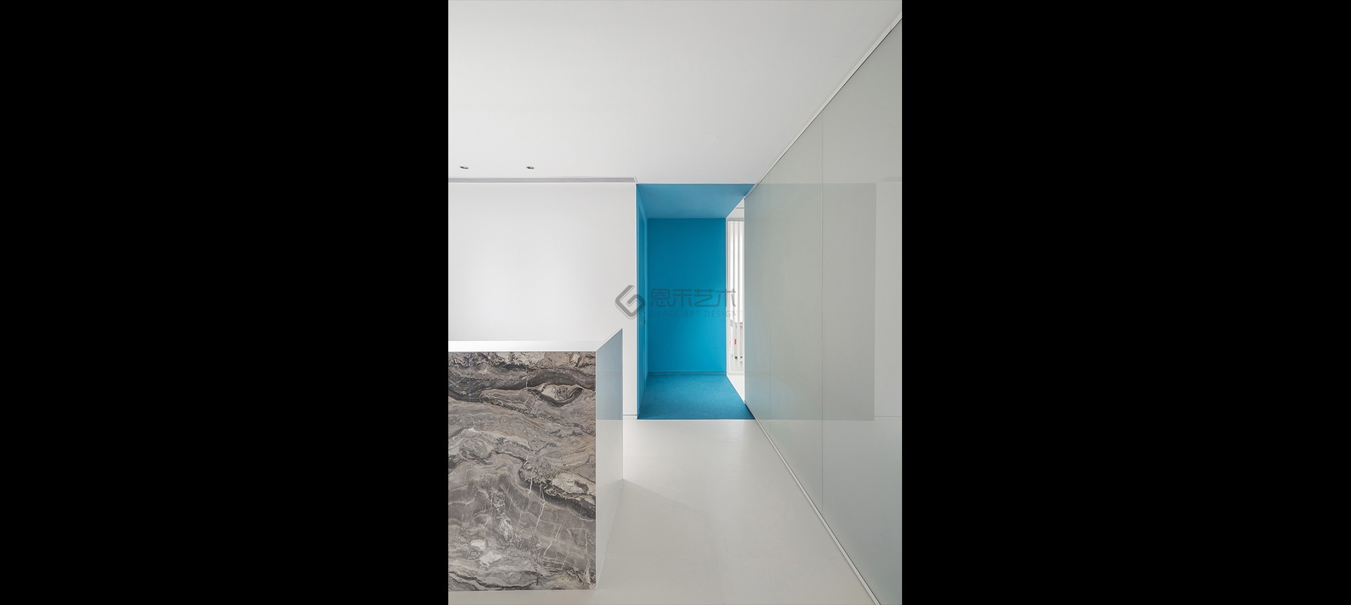 給大家講解一下新辦公室裝修從何下手呢?