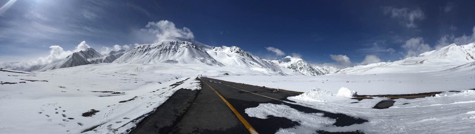 万山堆积雪,积雪压万山——中巴口岸红其拉甫 万山堆积雪,积雪压万山——中巴口岸红其拉甫