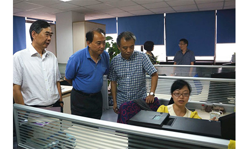 国药集团封多佳副总经理一行赴我院检查指导工作