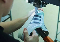 中国劳动成本上升 adidas宣布将部分生产线撤出中国