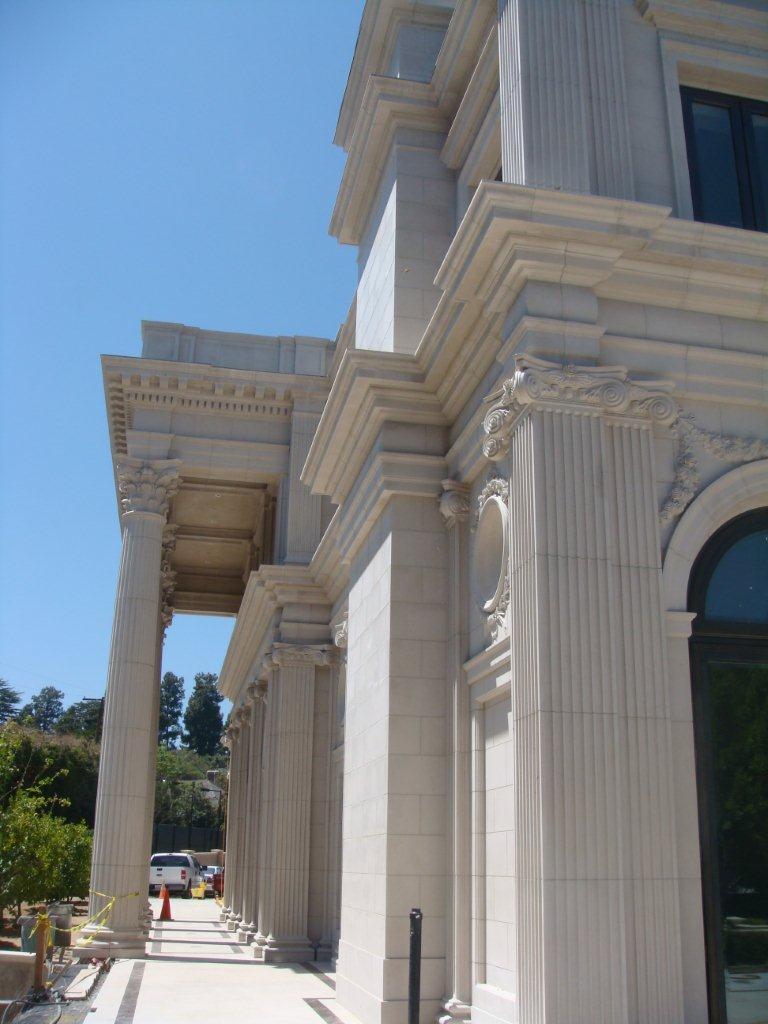 BIFALI VILLAGE IN LOS ANGELES USA