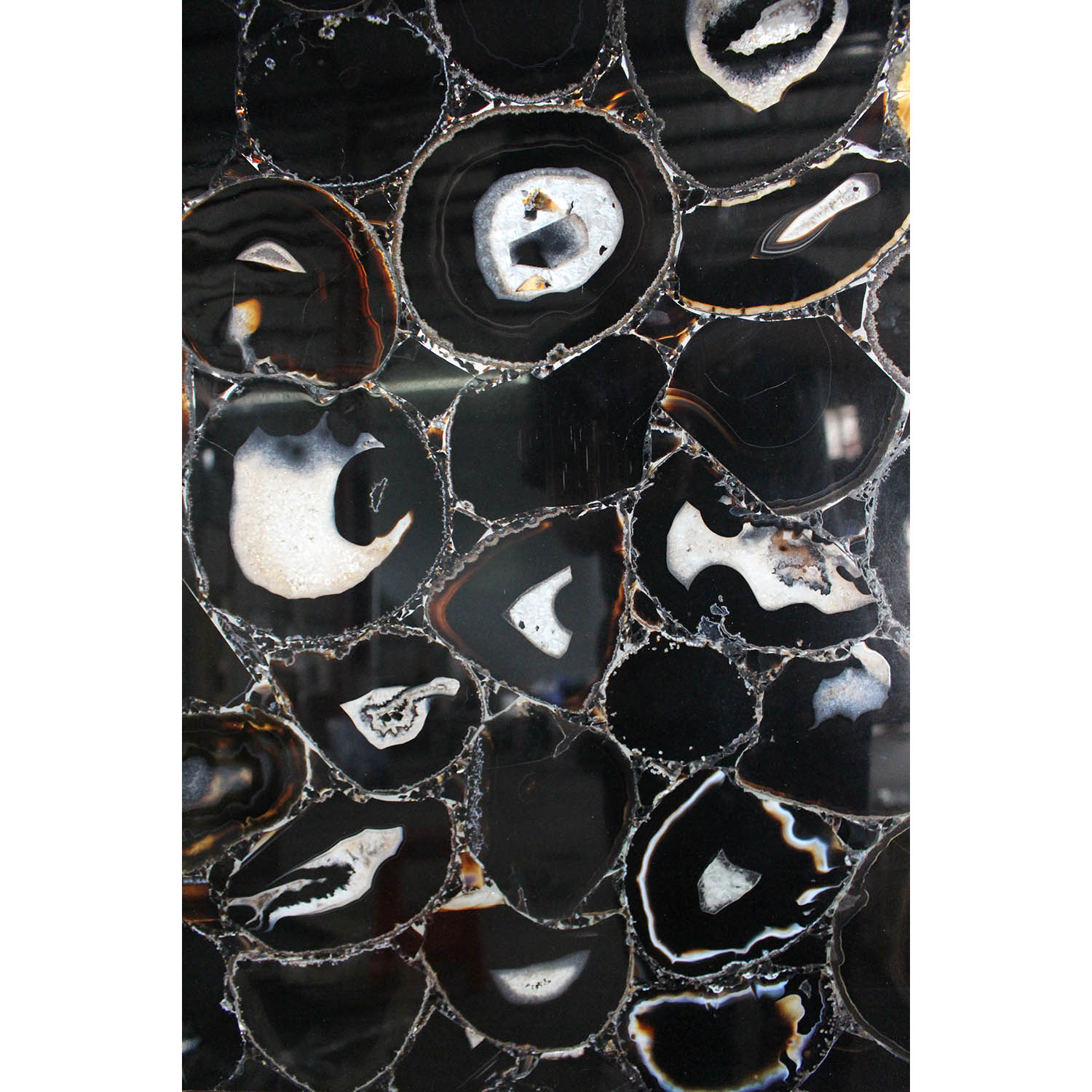 BLACK AGATE