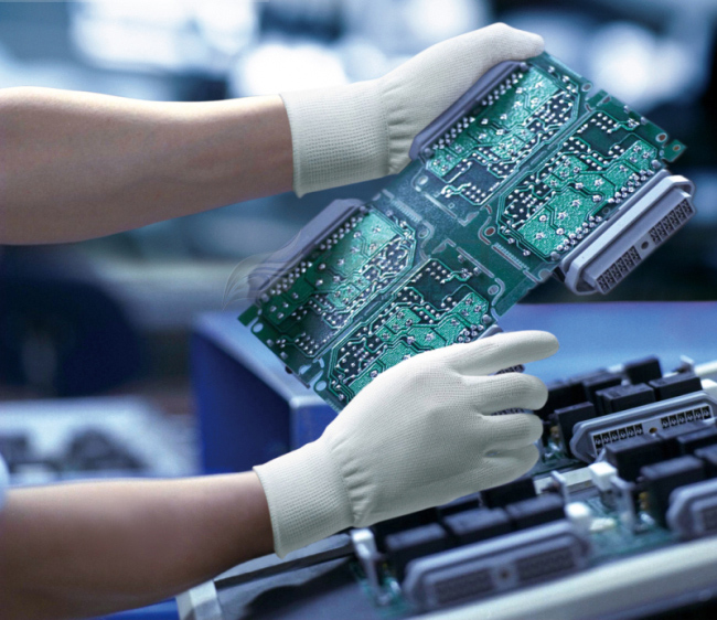 随着商用器件的使用逐渐增多,军用和航天设备对散热的需求越来越大