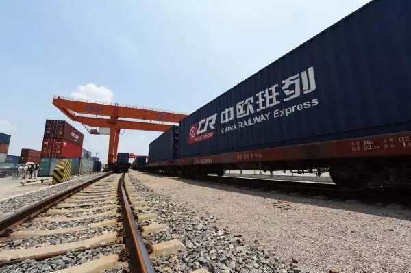 物流评论 | 重磅！顺丰参与铁总混改，背后下的是一盘大棋