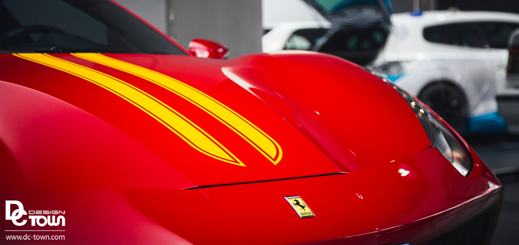 法拉利488 黄色拉花