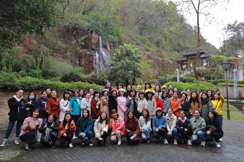  今年“三八”妇女节，我们这样过