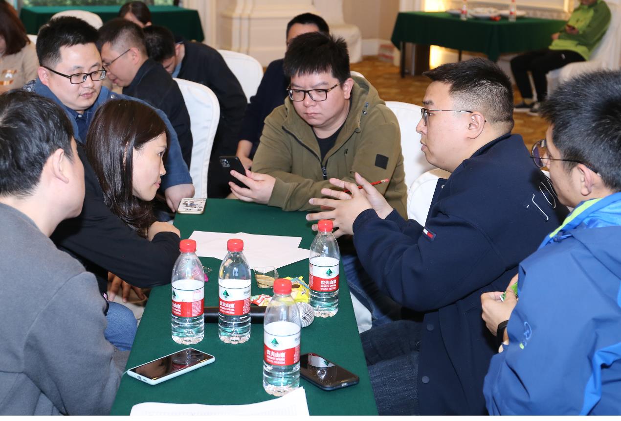 团结协作、激情飞扬 ——工艺装备室“技术交流与团队建设”活动纪实