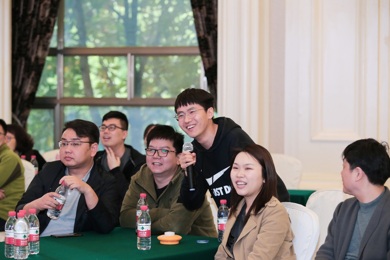 团结协作、激情飞扬 ——工艺装备室“技术交流与团队建设”活动纪实