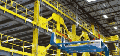 亚马逊疯了！为了让你尽早收到快递，居然在空中造了个航母仓库！