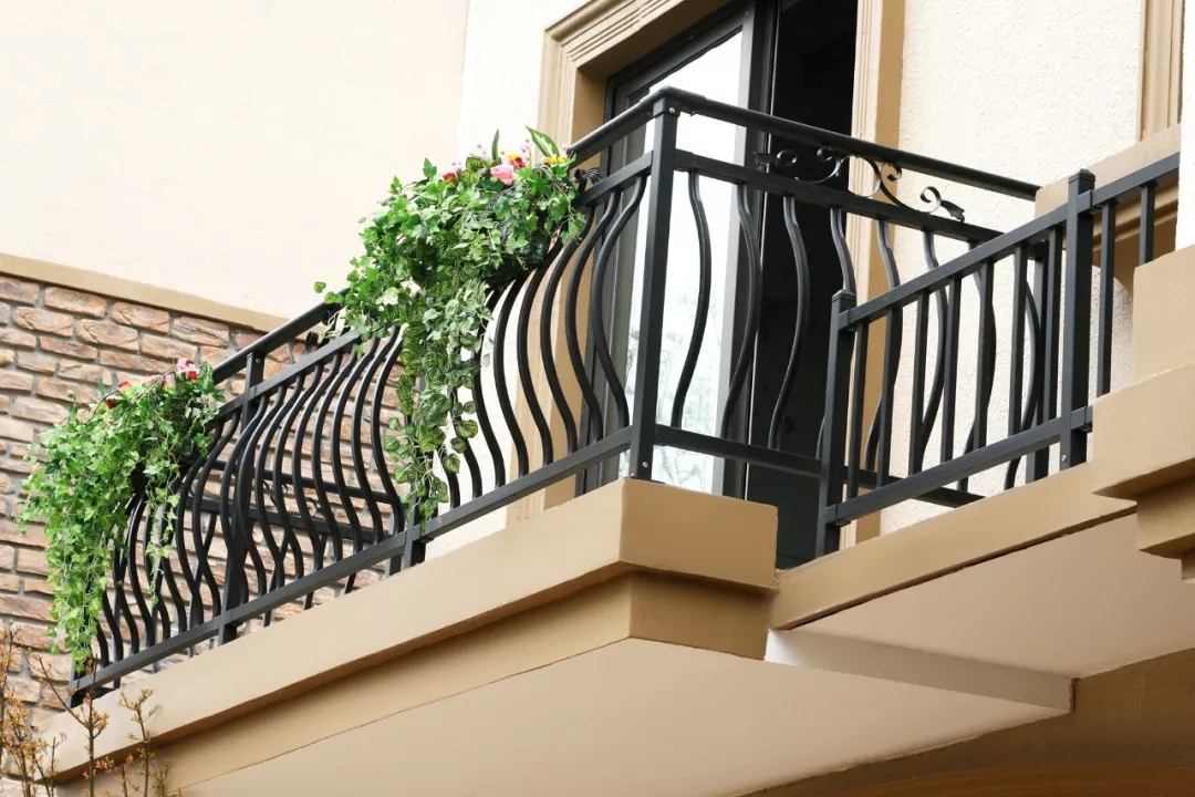 首页 住方科技 栏杆 国际顶级艺术理念 尽显高贵与现代美感 精选型材