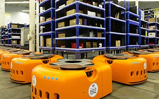 Send the logistics industry into the smart era smart delivery cabinet enterprise is the first March