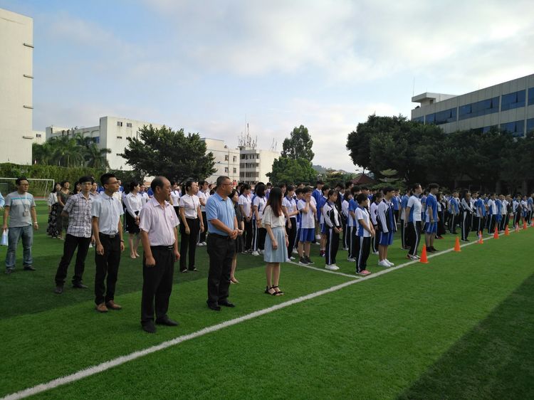 深圳市格睿特高级中学之2018年秋开学季纪实系列(一)——暂却戎装，扬帆起航！