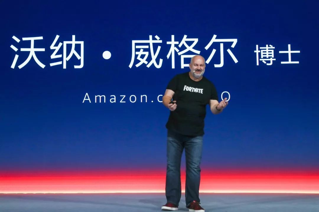 对话亚马逊AWS副总裁:95%的创新来自客户需求,云计算让AI民主化 对话亚马逊AWS副总裁:95%的创新来自客户需求,云计算让AI民主化