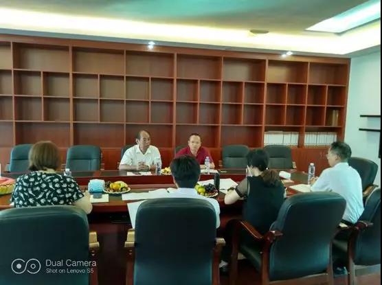 2018年秋龙华区教科院领导莅临深圳市格睿特高级中学视导
