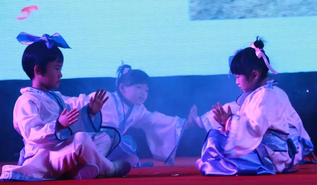 厚积薄发,昂纳正当时——2018昂纳年会精彩回顾 厚积薄发,昂纳正当时——2018昂纳年会精彩回顾