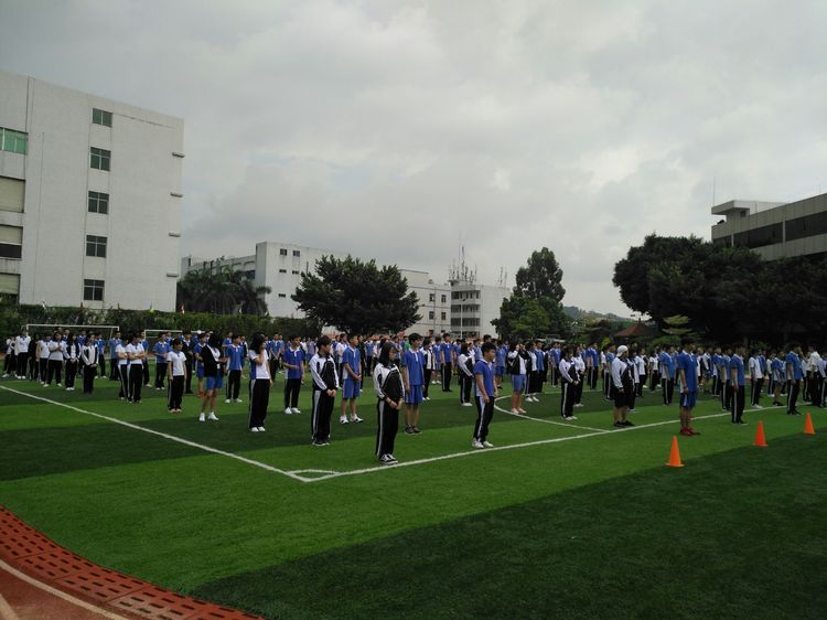 深圳市格睿特高级中学之2018年秋开学季纪实系列(一)——暂却戎装，扬帆起航！