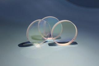 了解光学玻璃加工 提升光学玻璃加工的良品率—深圳四旺鑫盛科技有限公司