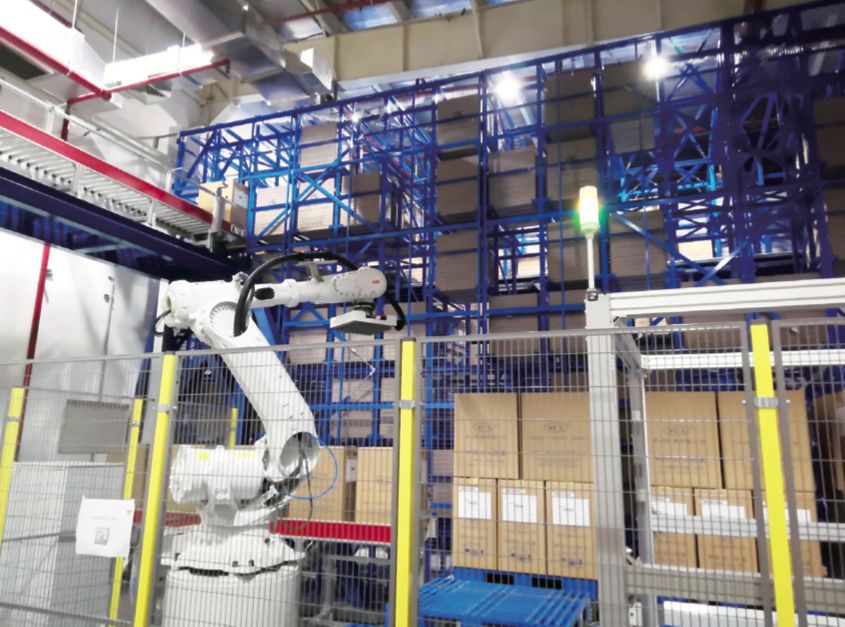 400平方米自动仓库 给一亿胶囊“安家”