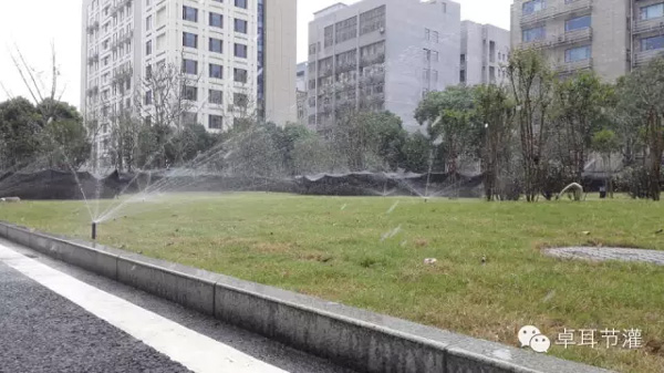 卓耳节水对湖北省委大院绿化自动喷灌项目施工纪实