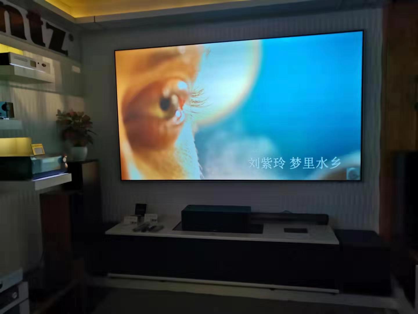 YKscreen投影幕正投荧幕搭配索尼投影机