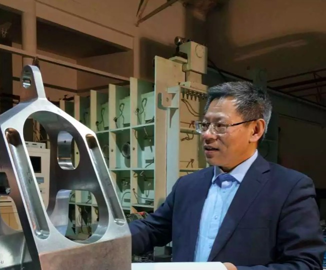 人物专访 | 突破“天花板”——北航王华明院士访谈录