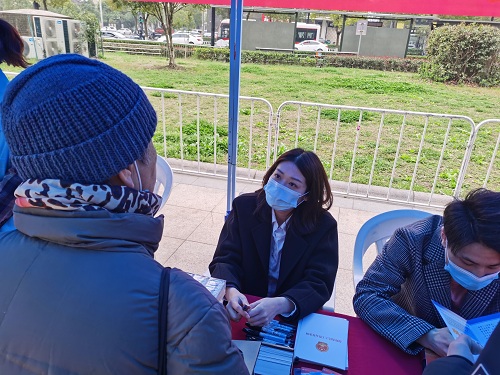 九恒所童菲律师参加丁兰街道“法雨春风”法律服务月活动