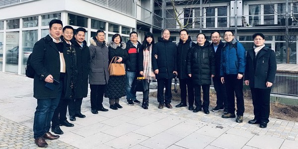 CPBA-Delegation besucht Neue Bahnstadt und Heidelberg Village