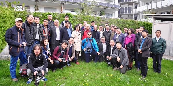 Chinesische Passivhaus-Delegation bei Frey Architekten