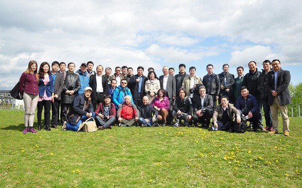 Chinesische Passivhaus-Delegation bei Frey Architekten