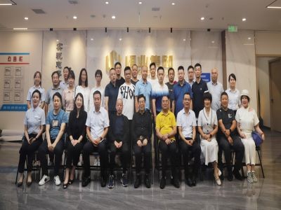 陕西恒业建设集团召开客户座谈会