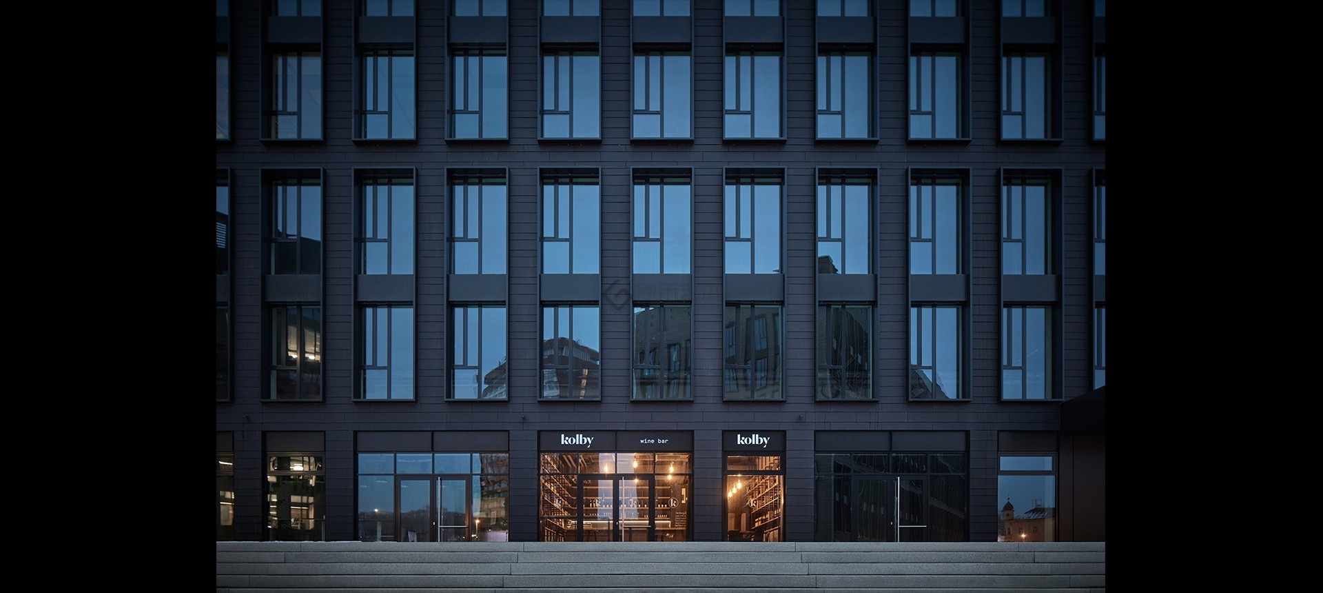 深圳空間設(shè)計(jì)師淺析 室內(nèi)裝修的美學(xué)技巧