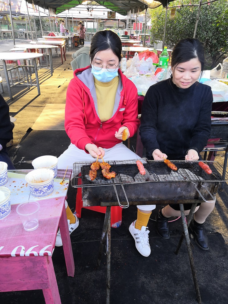 蔡甸普朗特口腔后官湖烧烤之行