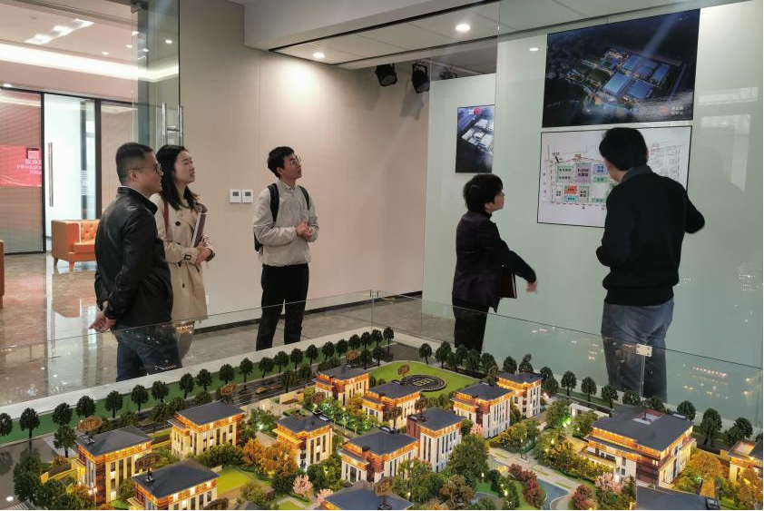 建设康桥数字文化产业——上海市委宣传部领导视察康桥E·ONE文创产业园区