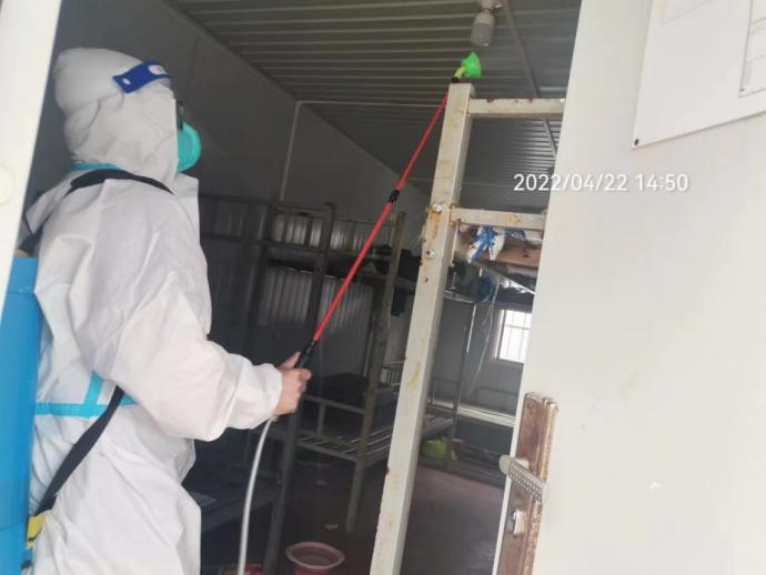 坚守岗位，同心战疫