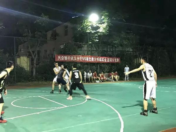 篮球交流赛丨奥升用汗水点亮盛夏 篮球交流赛丨奥升用汗水点亮盛夏