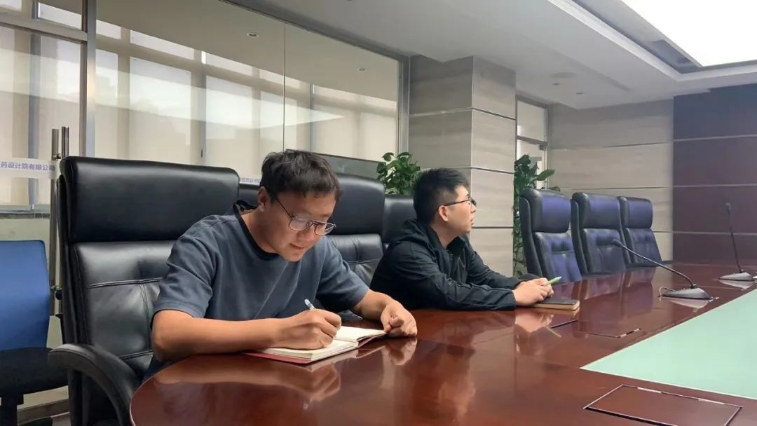 跨山越海 逐光而行——他们是十大青年榜样 跨山越海 逐光而行——他们是十大青年榜样