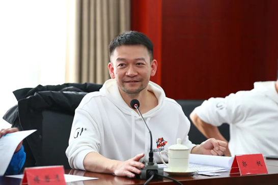 国家电影局召开电影《流浪地球2》座谈会 国家电影局召开电影《流浪地球2》座谈会