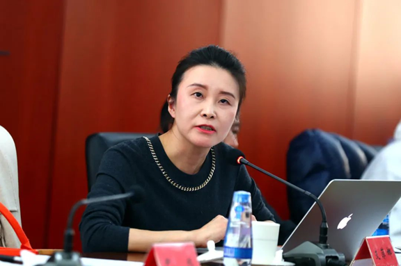 国家电影局召开电影《流浪地球2》座谈会 国家电影局召开电影《流浪地球2》座谈会