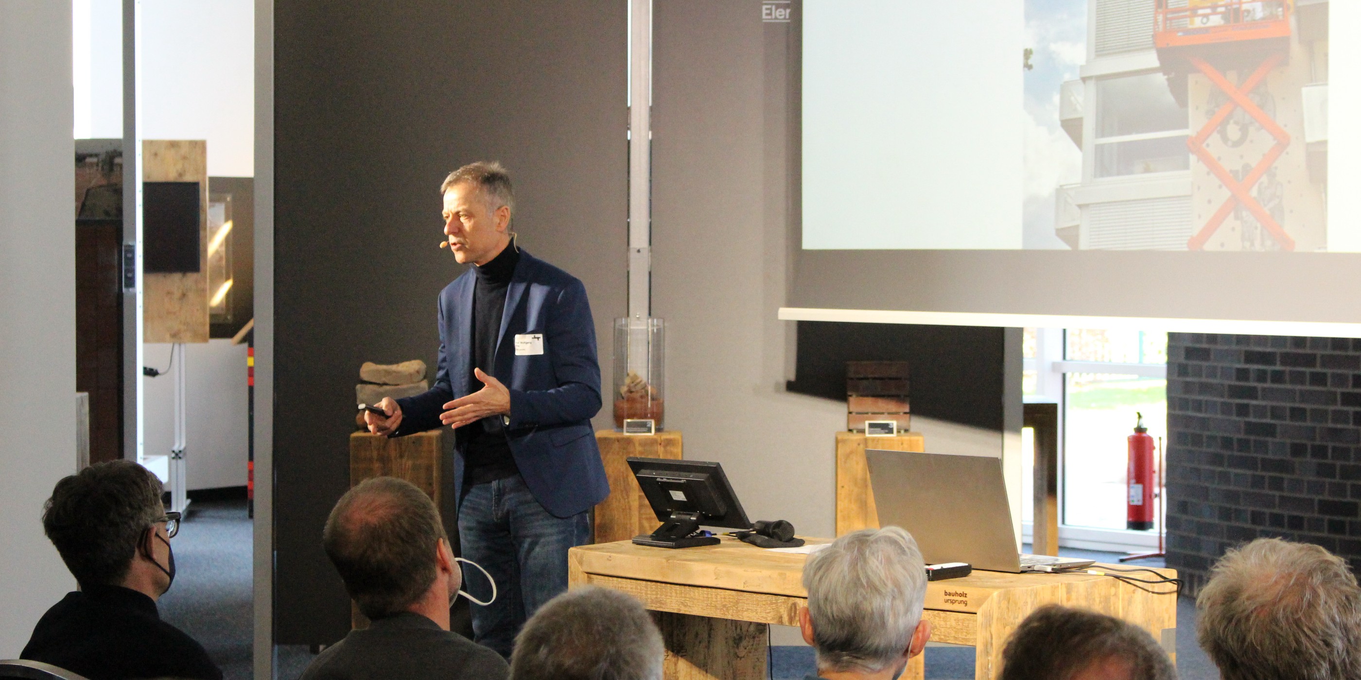 WOLFGANG FREY BEIM HAGEMEISTER ARCHITEKTUR-SEMINAR