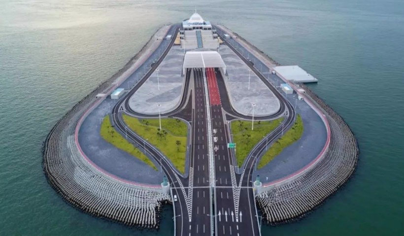 Main Structure of Hong Kong–Zhuhai–Macau Bridge