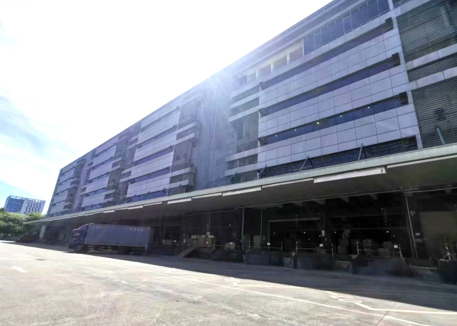 Shenzhen Bonded Warehouse