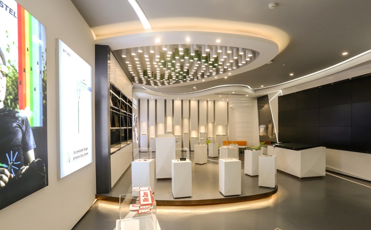 What are the characteristics of a good electronic cigarette foundry in Shenzhen?