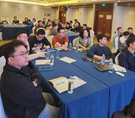 “聚焦人才话发展 凝心聚力创未来”主题沙龙活动