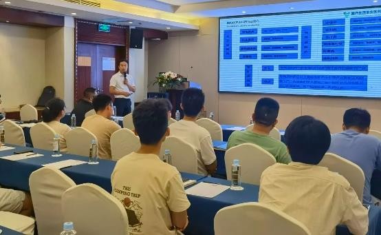 提升服务 革新理念——公司第四期技术交流会顺利举行