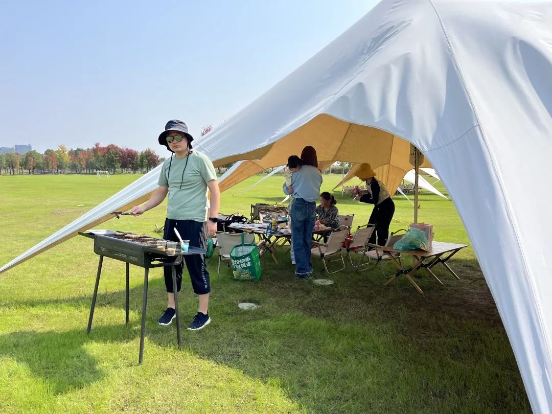 不負秋日暖陽，露營燒烤走起 | 未來城市公園賞楓攻略（二）